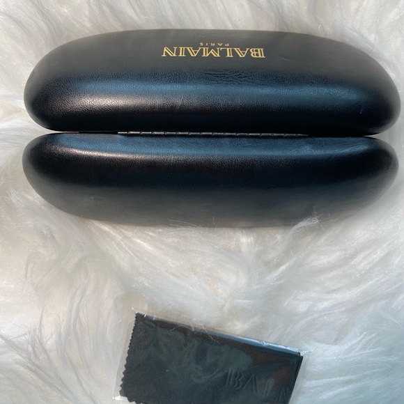 Balmain Paris Glasses Case and Cleaning Cloth - Picture 3 of 4